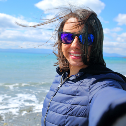 Foto enviada do ensaio feminino elegante